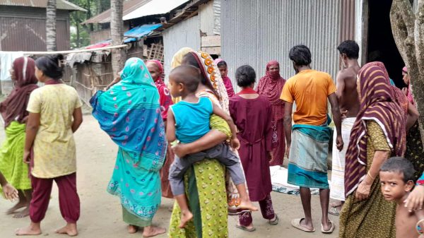 বকশীগঞ্জে সড়কে দুর্ঘটনায় নিহত শিশু তানহা আক্তার – এলাকাবাসীর শোক।