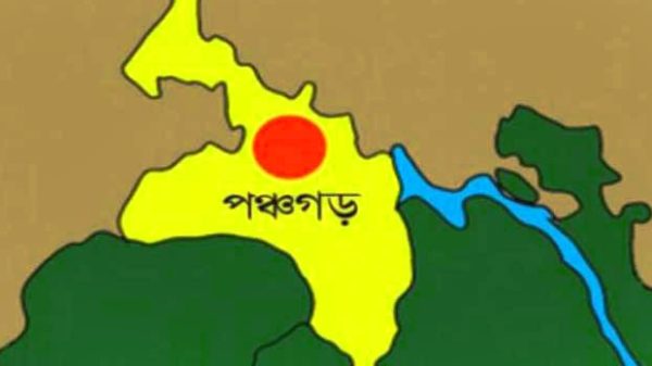 পঞ্চগড়ে জালিয়াতি মামলায় গ্রেফতার দুই ব্যাংক কর্মকর্তা ও অধ্যক্ষ আদালতে হাজির, পাঠানো হয়েছে কারাগারে