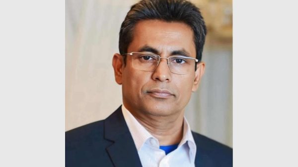 বরিশালের বাকেরগঞ্জ-৬ আসনে নির্বাচন করার ঘোষণা দিচ্ছেন টিএম জহিরুল হক তুহিন
