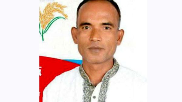 ঠাকুরগাঁও পীরগঞ্জে বিএনপির ৪৭তম প্রতিষ্ঠাবার্ষিকী উপলক্ষে শুভেচ্ছা জানাচ্ছেন মোঃ আব্দুর রশিদ।