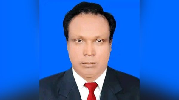 শেরপুর পৌরসভার উপ-সহকারী প্রকৌশলী রাশেদুজ্জামান রতনের জানাজা শনিবার ডুবারচর হাই স্কুল মাঠে অনুষ্ঠিত হবে।