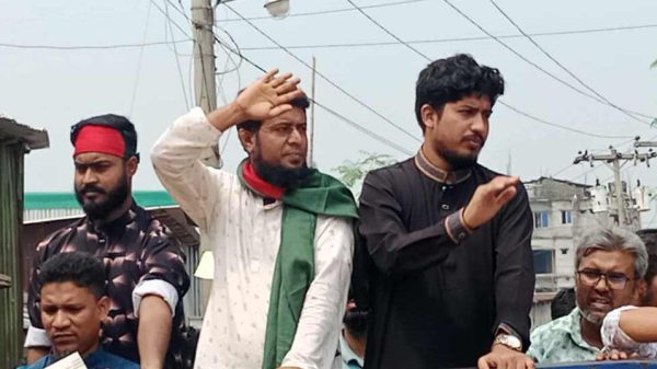 কোনাবাড়ীতে এনসিপি নেতাকর্মীদের বর্ণাঢ্য পদযাত্রা