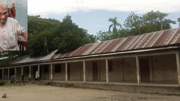 নান্দাইলে কাদিরাবাদ আলিম মাদ্রাসার অধ্যক্ষের বিরুদ্ধে অনিয়ম ও দুর্নীতির অভিযোগে এলাকাবাসীর স্মারকলিপি