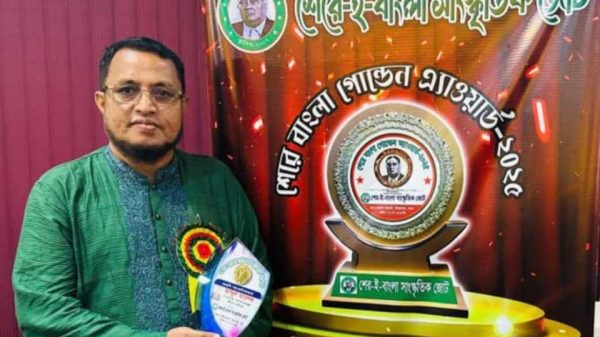 সাংবাদিক আব্দুল মালেক চৌকুশ—সত্য অনুসন্ধানে নির্ভীক, সততায় অটল, সমাজে আলোকবর্তিকা হয়ে ওঠা এক অনন্য সাংবাদিক।
