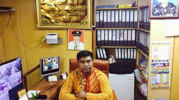 এ যুগের হাতেম তাই: বাঘা-চারঘাটের কৃতি সন্তান আমিনুল ইসলাম মিঠু