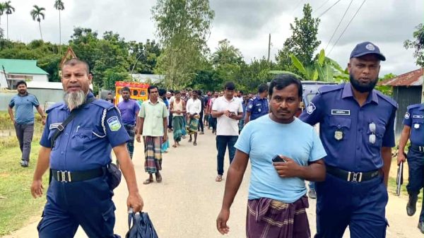 ঝিনাইগাতীতে নারী নির্যাতনের ঘটনায় অভিযুক্ত দুই যুবক আটক করেছে পুলিশ। ভুক্তভোগী বর্তমানে হাসপাতালে চিকিৎসাধীন।