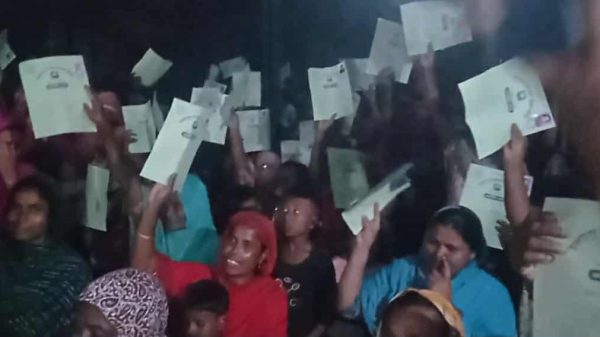 ইসলামপুরে দারিদ্র্য দূরীকরণে উপজেলা উন্নয়ন কমিটির মহিলা কর্মী সমাবেশে বক্তব্য রাখছেন আলহাজ্ব শওকত হাসান মিঞা
