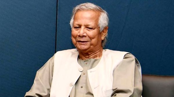 অধ্যাপক তোফায়েল আহমেদের মৃত্যুতে শোক প্রকাশ করছেন প্রধান উপদেষ্টা ড. মুহাম্মদ ইউনূস।