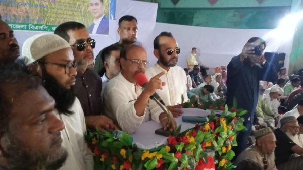 রাণীনগর অডিটোরিয়ামে বিএনপির বর্ধিত সভা অনুষ্ঠিত, প্রধান অতিথি শেখ রেজাউল ইসলাম রেজু উপস্থিত