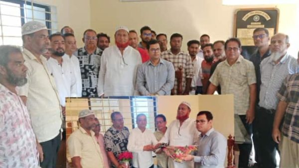 পাঁচবিবি উপজেলা নির্বাহী অফিসার সেলিম আহ্মেদের সঙ্গে বিএনপি নেতাদের সৌজন্য সাক্ষাৎ, জয়পুরহাট