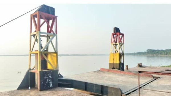 বরিশাল-বাকেরগঞ্জে পায়রা-পাণ্ডব নদীর ওপর নলুয়া-বাহেরচর সেতু নির্মাণের স্থলভিত্তি, এখনও কাজ শুরু হয়নি।